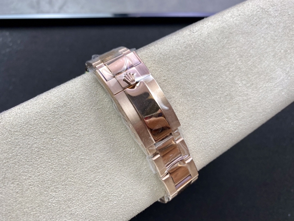 激安ロレックス着用イメージ